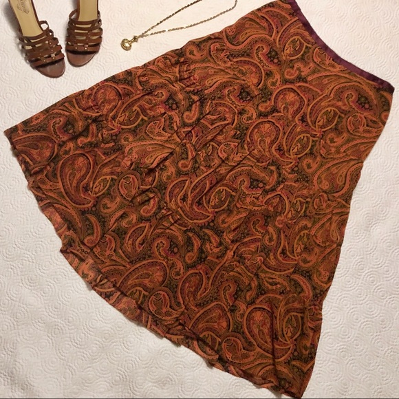 Liz Claiborne Dresses & Skirts - Liz Claiborne gold, black, & purple paisley skirt